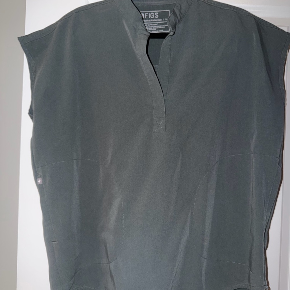 Figs Army Green Scrub Top Rafaela Small